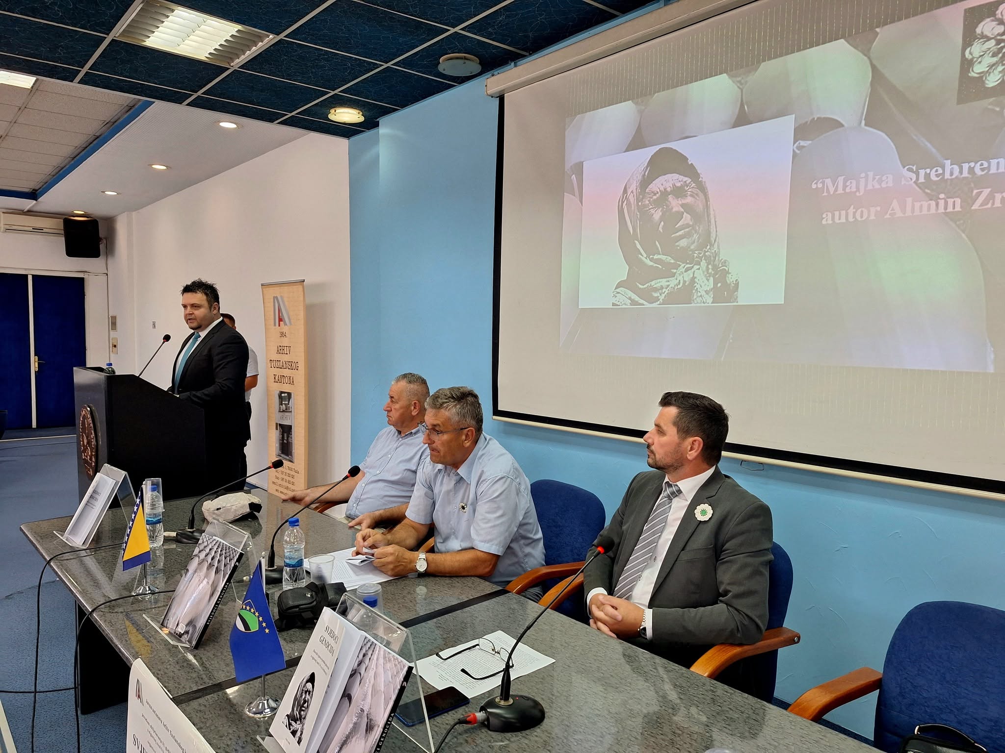 Promovisana publikacija „Svjedoci genocida – Zbornik izjava svjedoka genocida u sigurnoj zoni UN-a u Srebrenici“